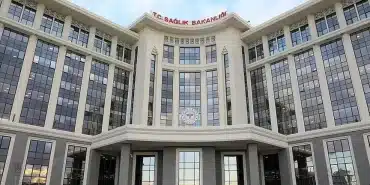 saglik-bakanligi-bina345