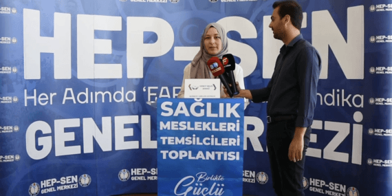 Serbest Ebeler Derneği Genel Başkanı İstanbul’da Açıklamalarda Bulundu