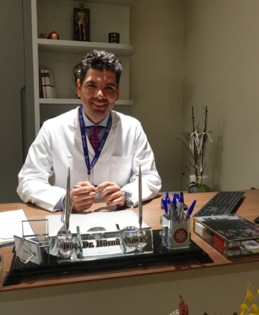 ‘Kemik erimesi ve yüksek tansiyon, paratiroid bezlerinden kaynaklanıyor olabilir’