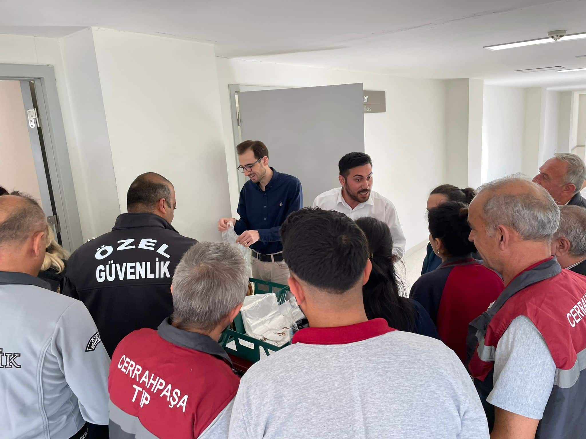 saglik-emekcileri-yemek-kalitesine-isyan-etti (9)