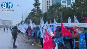 son-dakika-hep-sen-yuzlerce-kisiyle-saglik-bakanligina-yuruyor-3