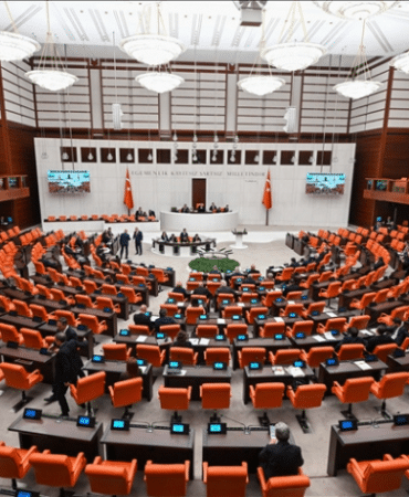 emekli-ikramiyesi-ve-dogum-yardimi-tbmm-gundeminde