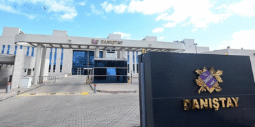 sosyal-medya-paylasimlari-devlet-memurlugundan-cikarilma-sebebi-sayildi