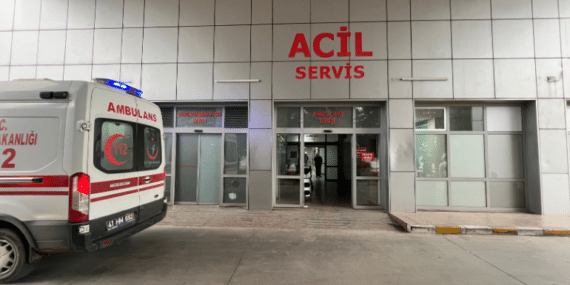 Tavuk Dönerden Zehirlenme: Kocaeli’de 300’ü Aşkın Kişi Tedavi Altında