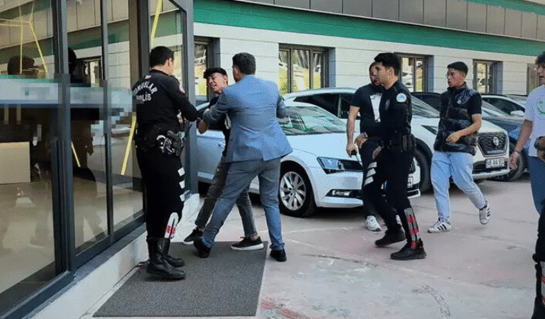 kahramanmarasta-tibbi-sekreter-eser-karaca-gorev-basinda-katledildi