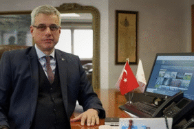 Sağlık Bakanı Kemal Memişoğlu