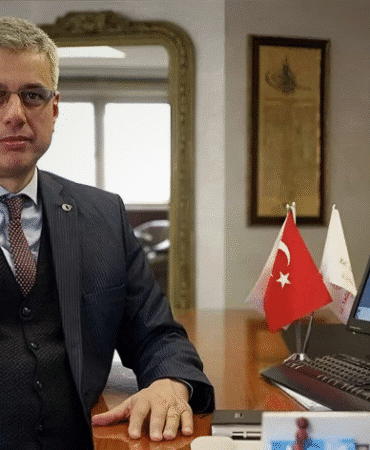 Sağlık Bakanı Kemal Memişoğlu