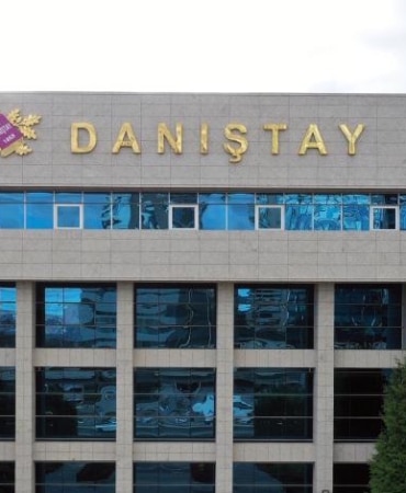 danıştay binası yakın