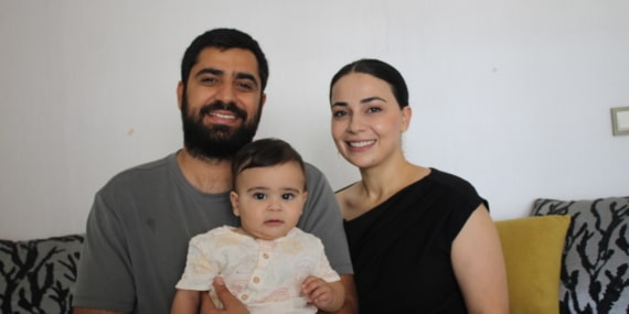 Doktor çift, bebeklerinin hastalığını topuk kanı taramasıyla öğrendi