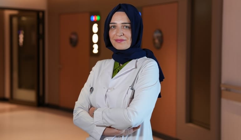 Güneş çarpması şikayetleri artıyor; 'ateş düşürücüler etkili olmuyor'