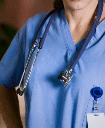 sağlık personeli hemşire doktor