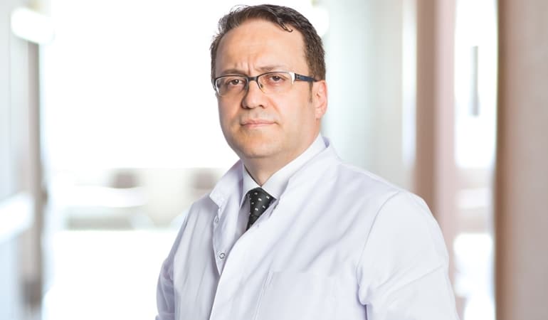 ‘Soğuk suya aniden girmek kalp krizini tetikleyebilir’