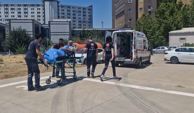 Ambulans helikopter felç geçiren hasta için havalandı