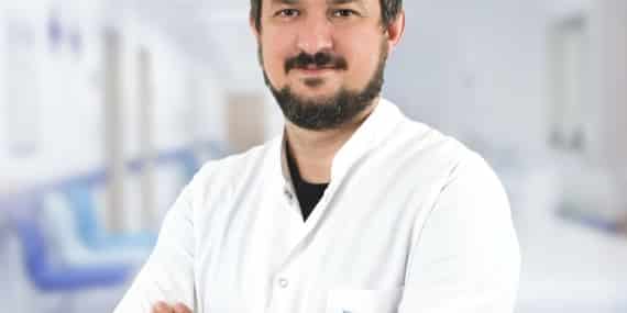 ‘Kasık bölgesinde hissedilen ağrının nedeni kalça sorunları olabilir’