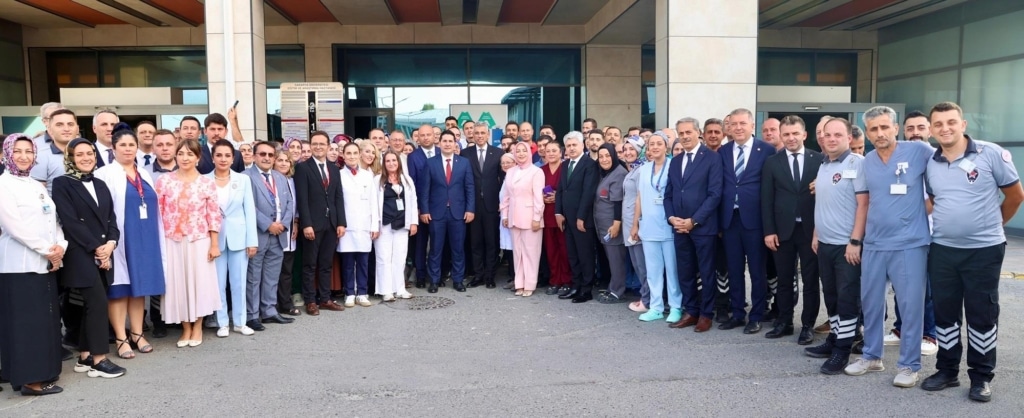 Bakan Memişoğlu’ndan SEAH’ta Sağlık Çalışanlarına Moral Ziyareti (resim 29) – saglikhaberi.net
