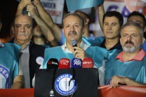 Sağlık-Sen’den 81 ilde ‘112’ dakikalık oturma eylemi