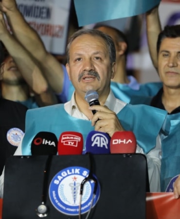 Sağlık-Sen’den 81 ilde ‘112’ dakikalık oturma eylemi