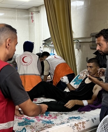 Türk Kızılay, Gazze’deki El Kudüs Hastanesine her gün sıcak yemek ulaştırıyor