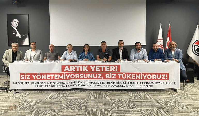 Aile Hekimliği Çalışanları “Eziyet Yönetmeliği”ne Karşı Tepkilerini Dile Getirdi