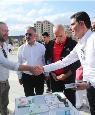 Ankara'da 'Hareket Et, Doğru Beslen, Sağlıklı Yaşa' stantları kuruldu