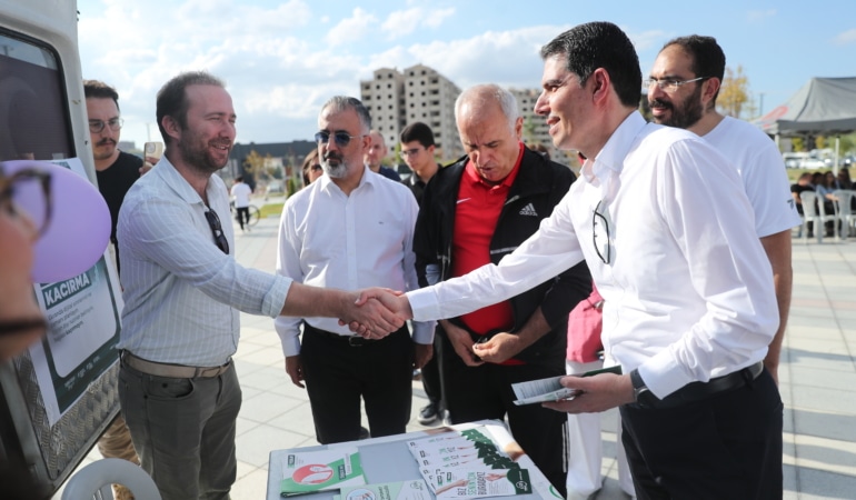 Ankara’da ‘Hareket Et, Doğru Beslen, Sağlıklı Yaşa’ stantları kuruldu