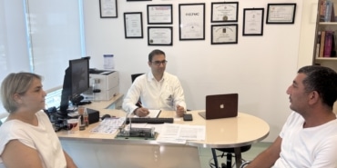 Doğum günü hediyesi hayat oldu: 20 yıllık eşinden böbrek bağışı