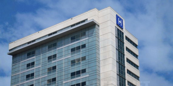 Çetin Köse, Kanuni Hastanesi’ndeki Müdürlük Görevinden Ayrıldı