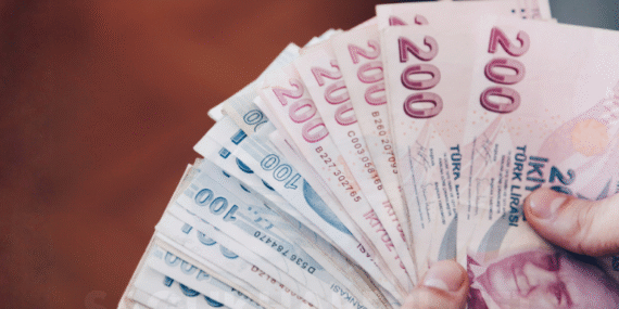 Motorine 2,5 TL’lik Zam Kapıda: ABD Ambargosu Etkiliyor