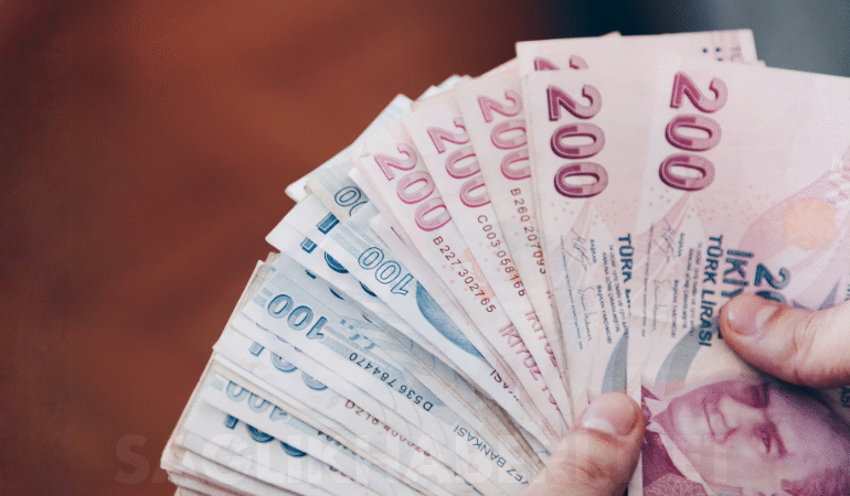 Motorine 2,5 TL’lik Zam Kapıda: ABD Ambargosu Etkiliyor