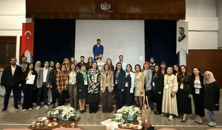 “İklim Krizi ve Ruh Sağlığı Masaya Yatırıldı” Sempozyumu