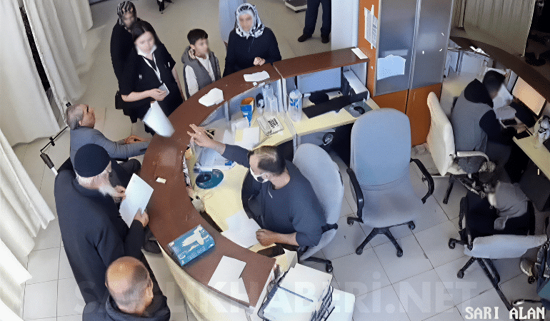 KOAH Hastasına “Geber” Deyip Kalem Fırlatmıştı: O Doktor Cezayı Duyunca İstifa Etti