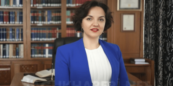 Hemşirelikte Bilişim Derneği Başkanı Aydın’dan Kritik Analiz: Gemini Health mi, ChatGPT Health mi?