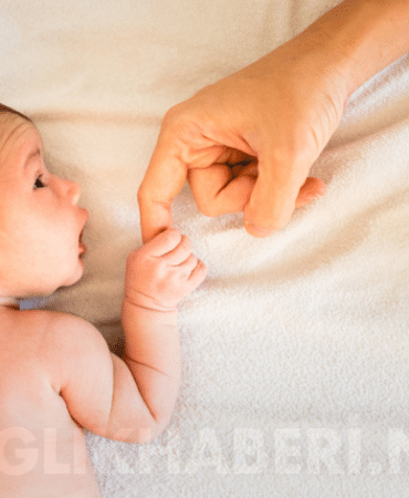 anne bebek yenidoğan