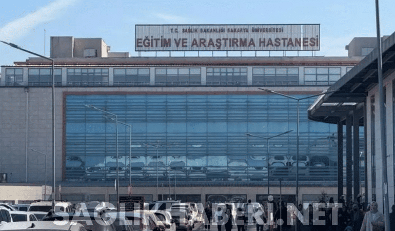 Sakarya SEAH Polikliniklerinde “Sıra” Gerginliği: Koridorlarda Tansiyon Yükseldi