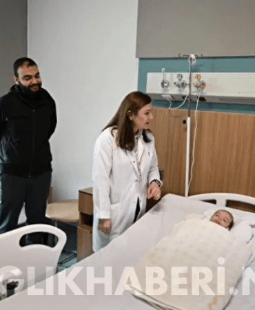 Gaziantep'te Dev Tümörlü Bebeğe Başarılı Operasyon