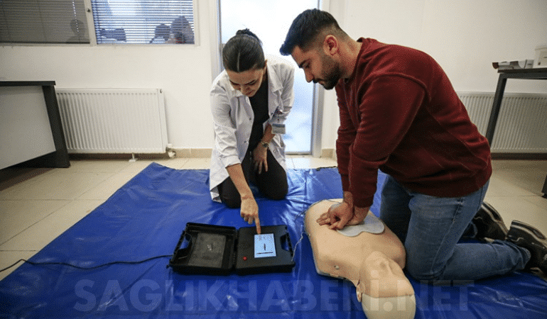 Bursa Uludağ Üniversitesi’nden Tıp Eğitiminde Teknoloji Hamlesi: Hekim Adaylarına Simülasyonlu Eğitim