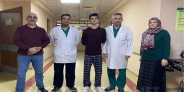 Mersin'de 10 Saatlik Skolyoz Operasyonu