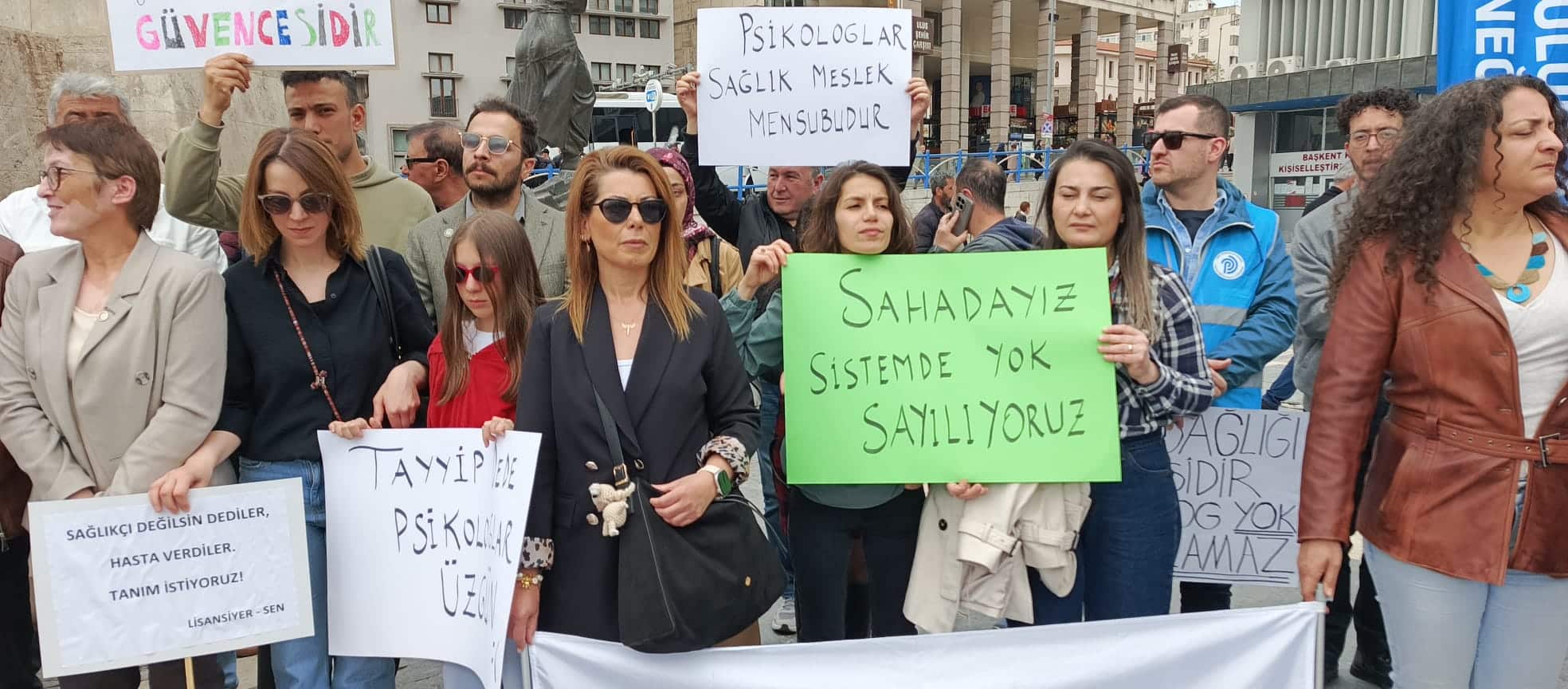 Ankara'da Psikologlardan Tarihi Eylem: "Mesleki Onurumuz ve Özgürlüğümüz İçin Ayaktayız!" (resim 3) – saglikhaberi.net