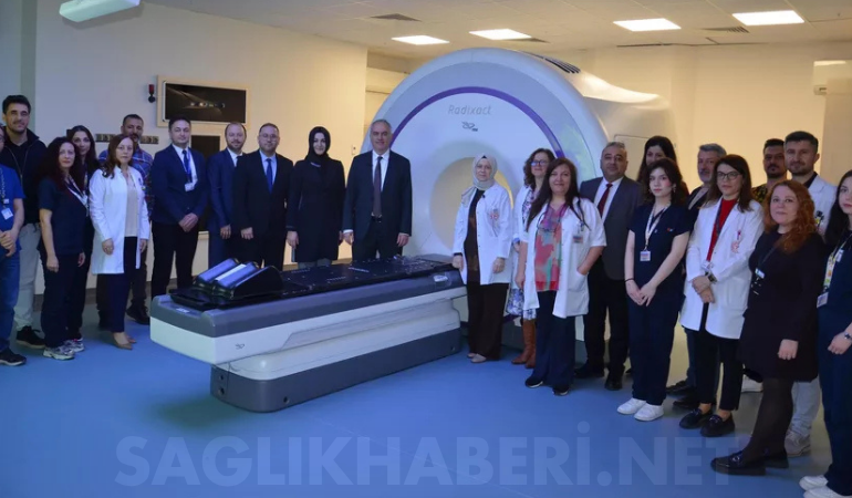 Bursa Şehir Hastanesi’nde Dünyanın En Gelişmiş Tomoterapi Cihazı Hizmete Girdi