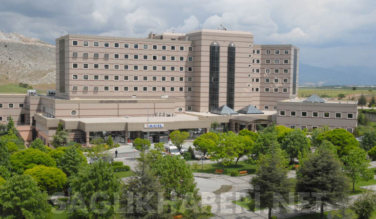 Isparta SDÜ Tıp Fakültesi’nde Kriz: Dönem 3 Sınavı İptal Edilerek Yeni Tarihler Açıklandı