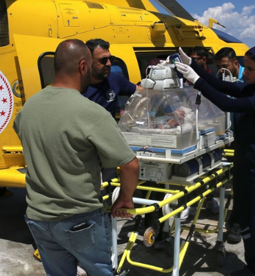 Iğdır’da 13 Günlük Bebeğe Helikopter Sevk
