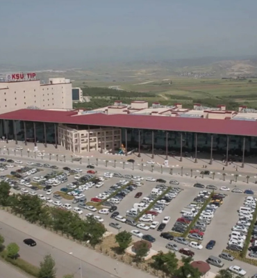 Kahramanmaraş'ta Kalp Damar Cerrahisi İddiası: Tek Kullanımlık Tıbbi Malzemeler Yeniden İşlenip Satıldı (resim 10) – saglikhaberi.net Kahramanmaraş Sütçü İmam Üniversitesi (KSÜ) Tıp Fakültesi Hastanesi