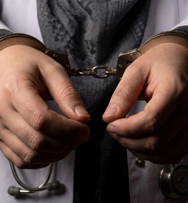 tutuklanan bayan doktor