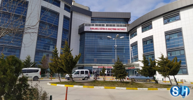 Kırklareli Vali Yardımcısı Kimliğini Gizleyip Acil Serviste Sıra Bekledi: "İnsanı Yaşat ki Devlet Yaşasın" (resim 2) – saglikhaberi.net Kırklareli Vali Yardımcısı Kimliğini Gizleyip Acil Serviste Sıra Bekledi: "İnsanı Yaşat ki Devlet Yaşasın" (resim 1) – saglikhaberi.net