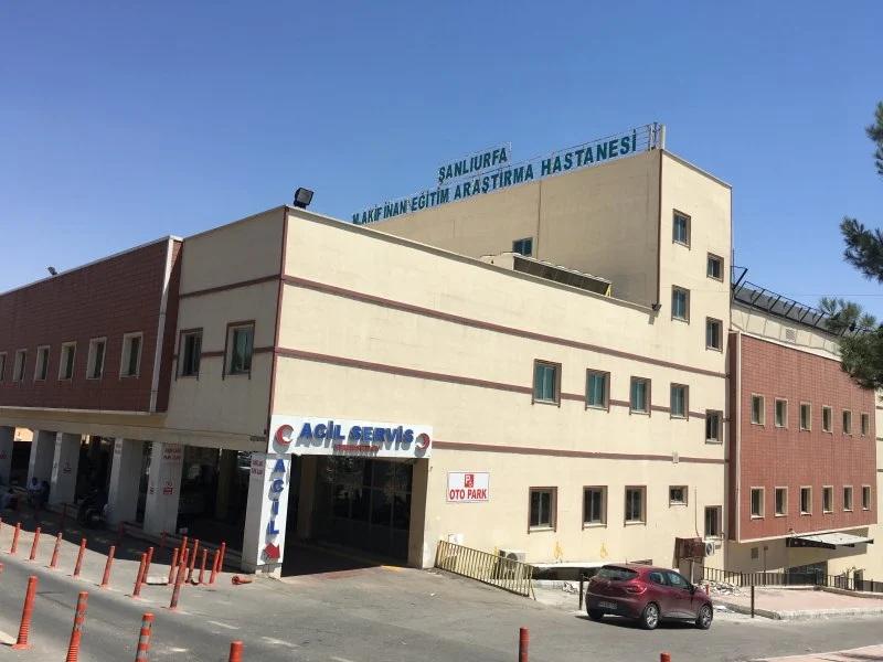 Şanlıurfa Mehmet Akif İnan EAH’de Yemek Skandalı: Nöbetçi Personele Kızarmış Böcek Çıktı! (resim 3) – saglikhaberi.net